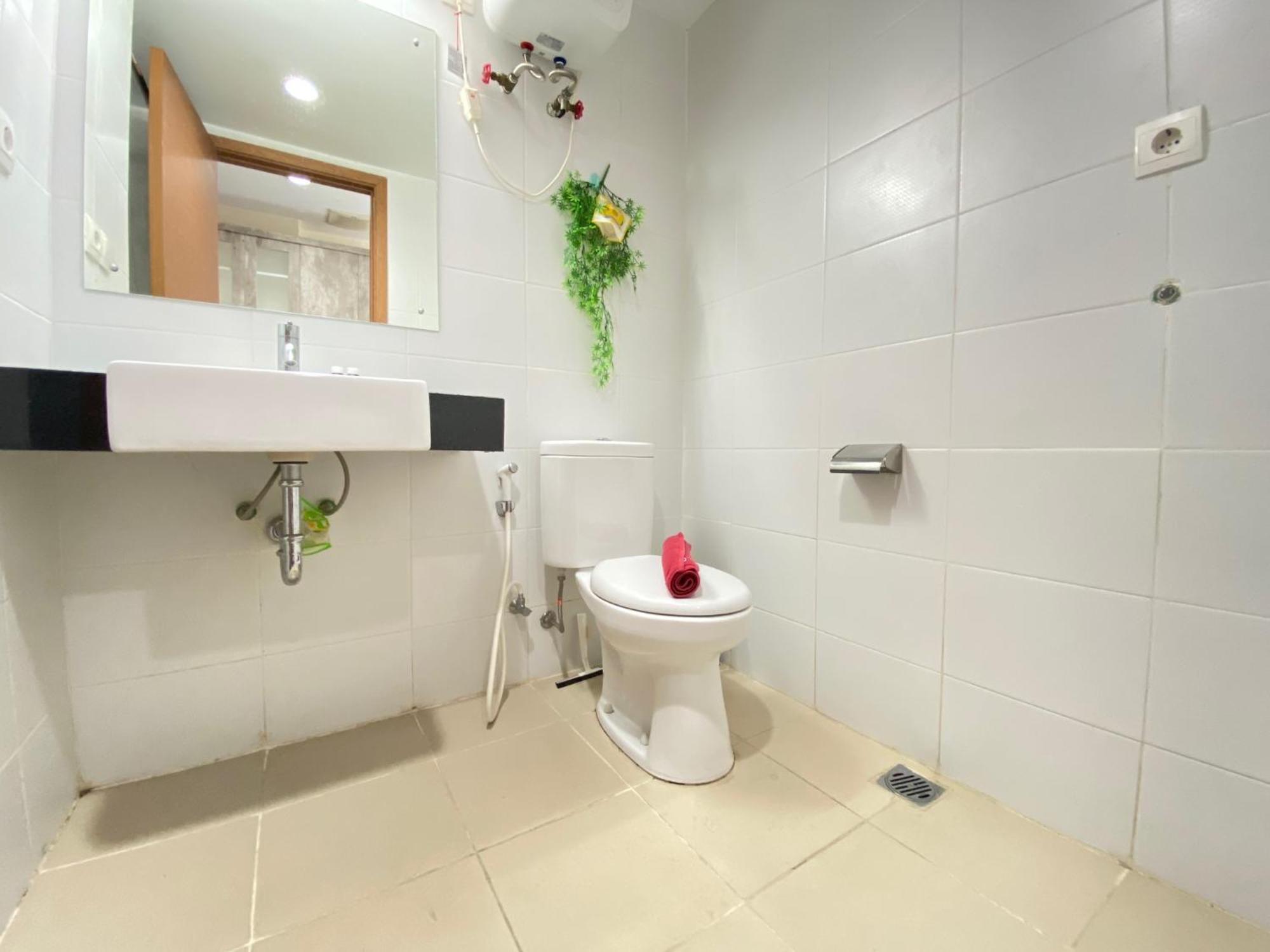 Apartemen Bright At Beverly Dago By Travelio *